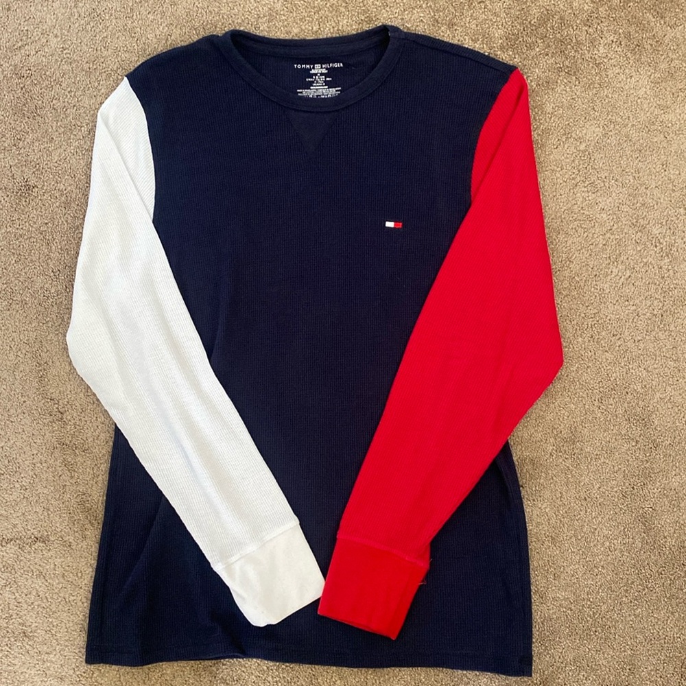 Tommy Hilfiger patriotic men’s medium thermal, red, white and blue